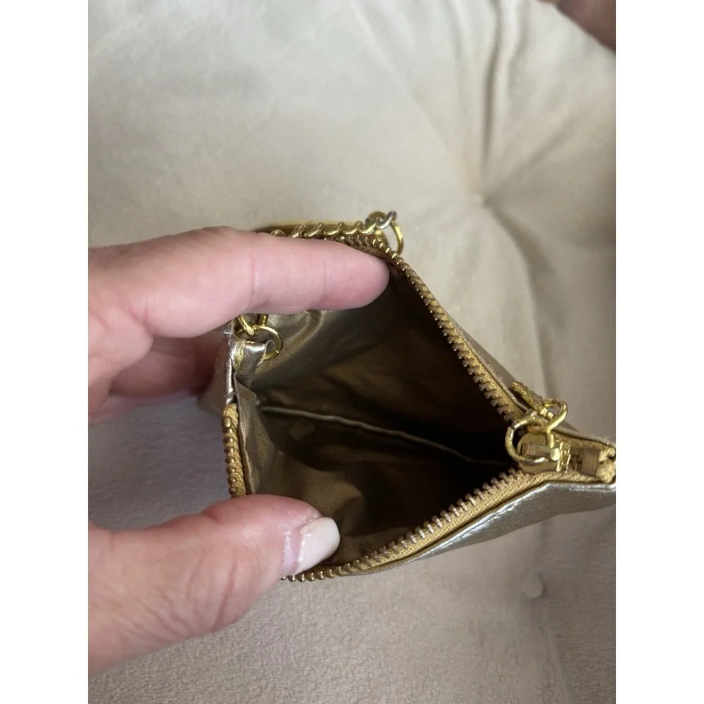 Vintage Heart, Carabiner, Gold Metallic‎ Victoria's Secret Coin Purse 3767 - Picture 4 of 6